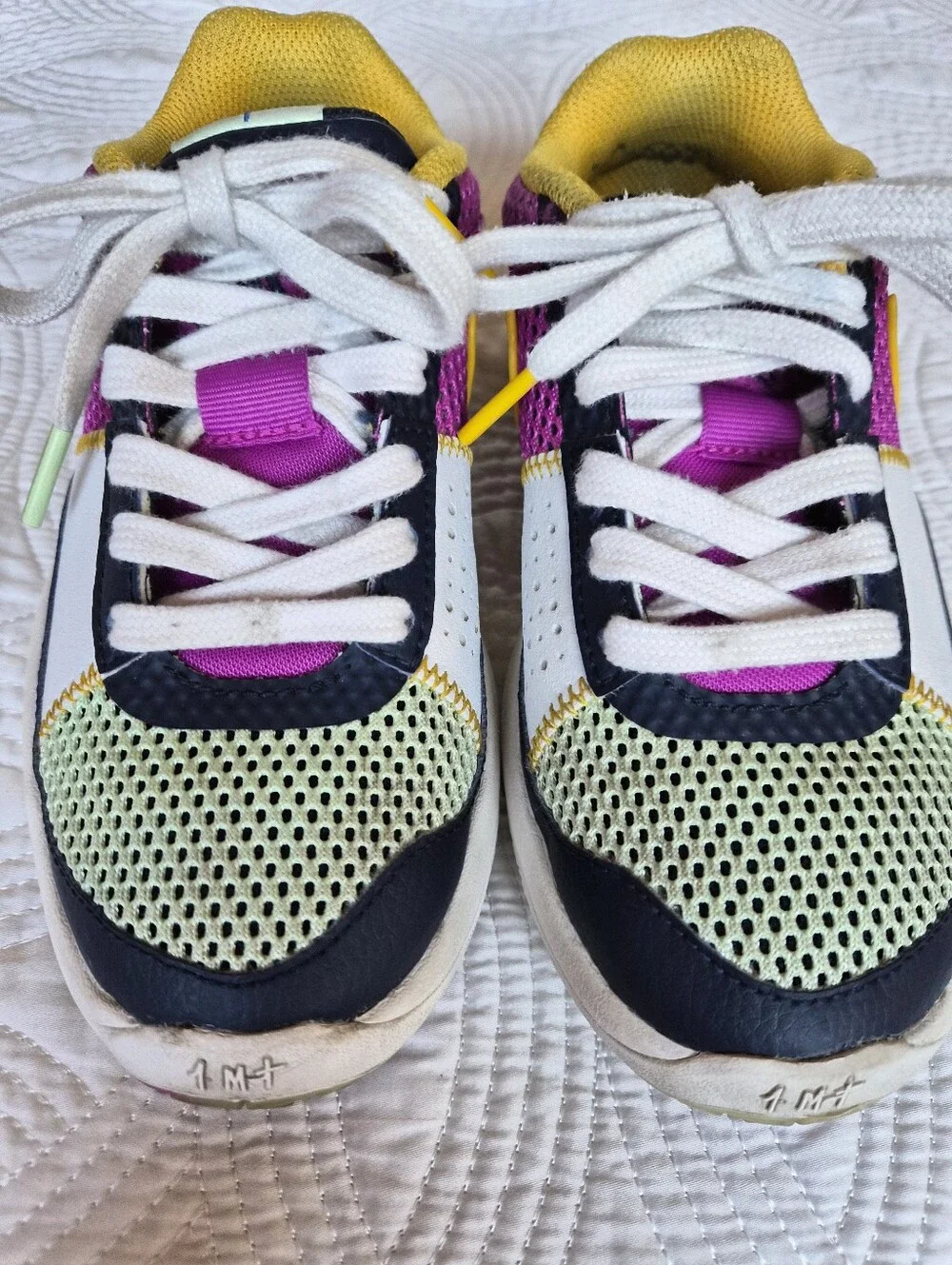VGUC Nike Ja 1 SE Camp Ja Basketball Shoes size 1 University Gold Hyper Violet